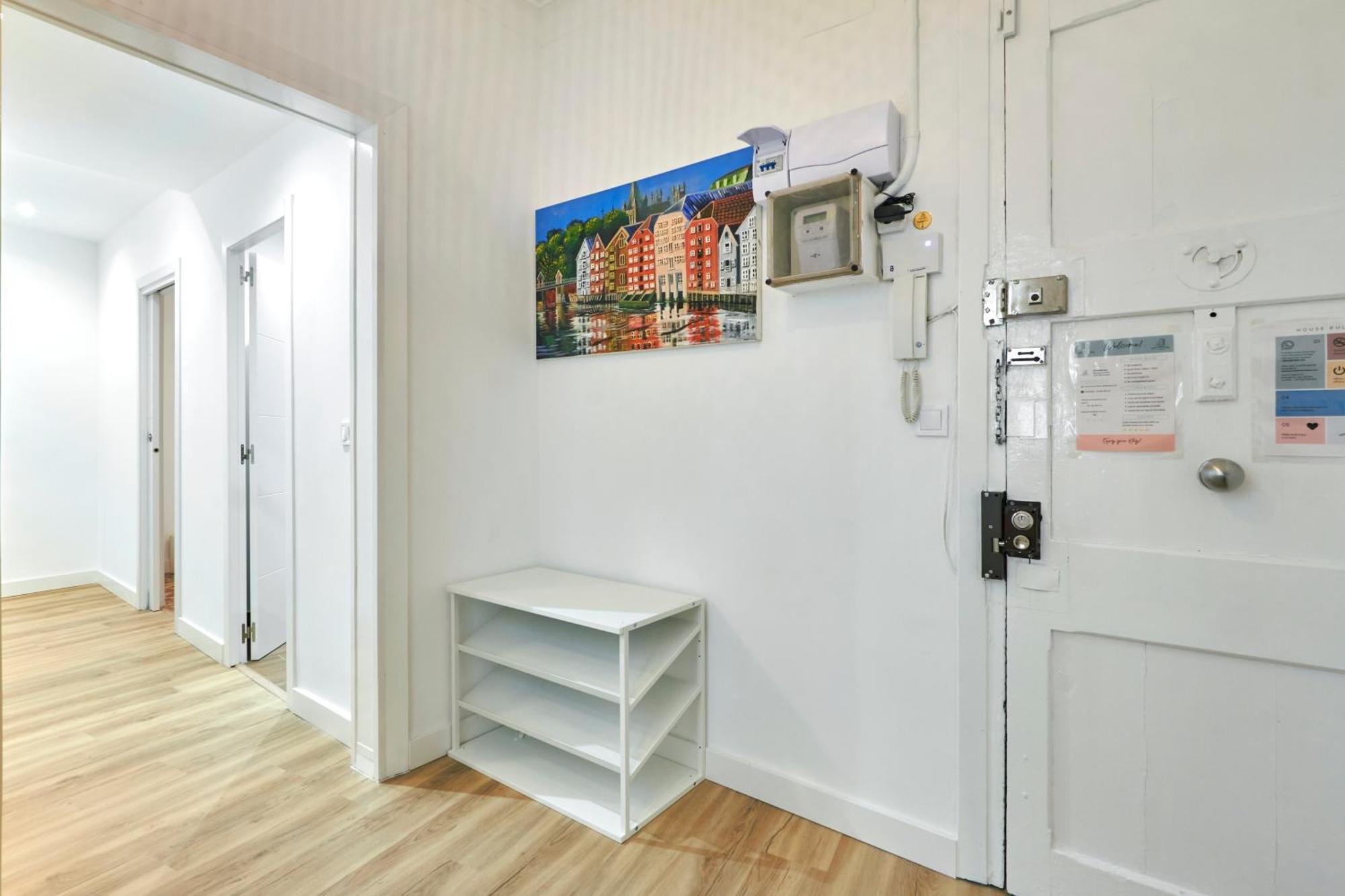 Comfortable Apartment Next To Apolo Theater Барселона Екстериор снимка