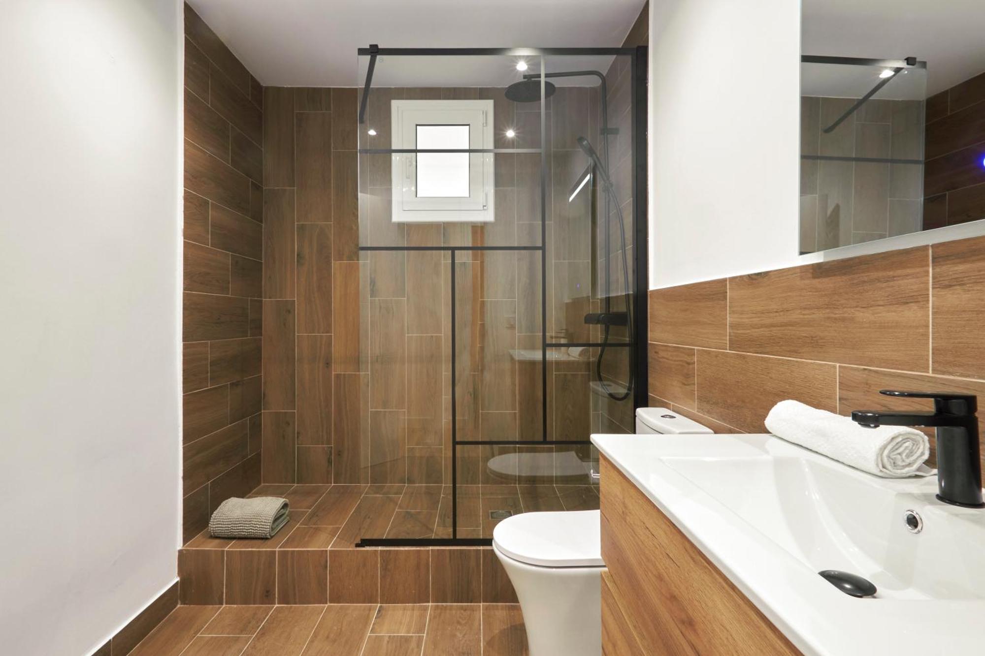 Comfortable Apartment Next To Apolo Theater Барселона Екстериор снимка