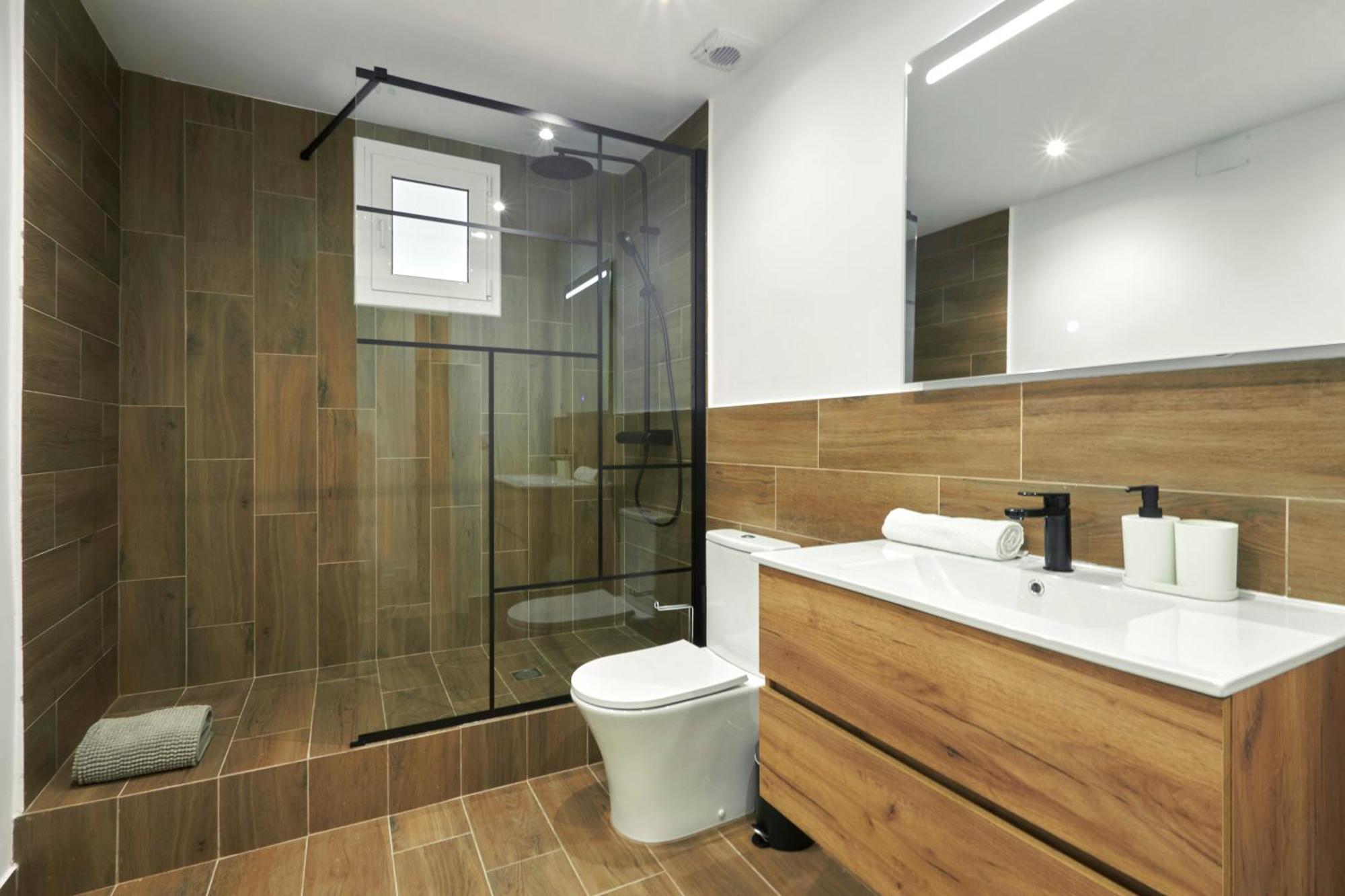 Comfortable Apartment Next To Apolo Theater Барселона Екстериор снимка