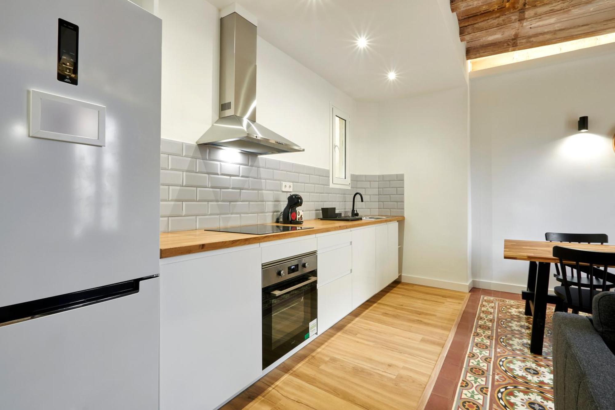 Comfortable Apartment Next To Apolo Theater Барселона Екстериор снимка