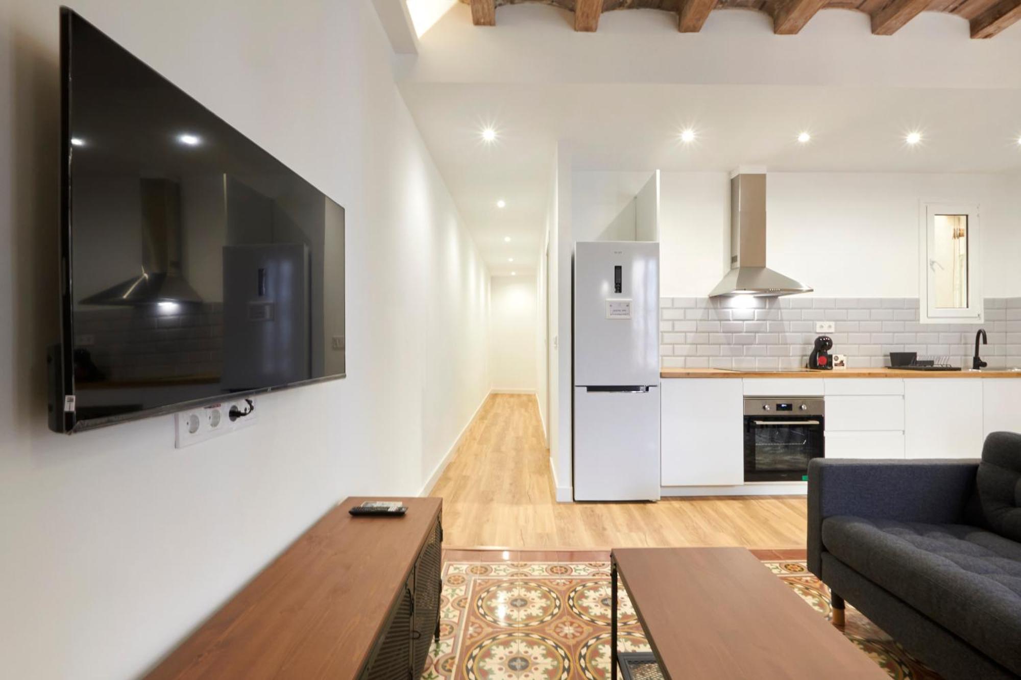 Comfortable Apartment Next To Apolo Theater Барселона Екстериор снимка