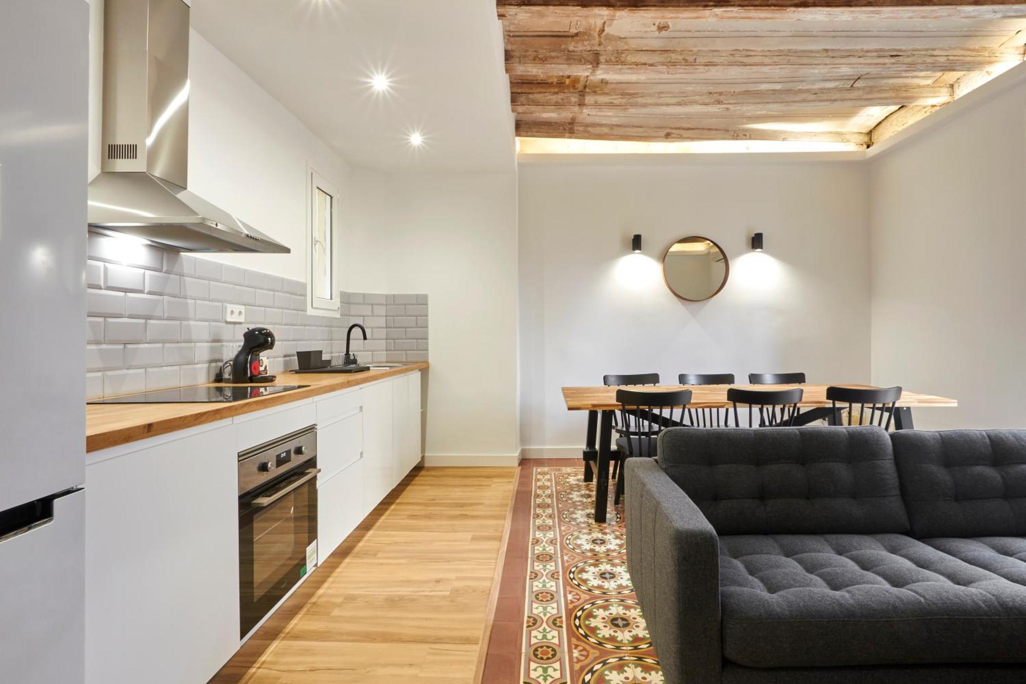 Comfortable Apartment Next To Apolo Theater Барселона Екстериор снимка